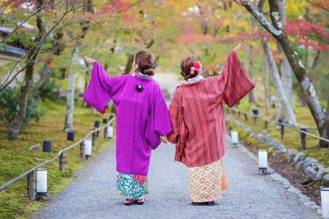 じゃらん遊び・体験予約のインスタグラム：「紅葉着物体験特集✨秋冬の遊び体験を予約しましょ。 .⠀ photo by @mitwo_310_dayo ⠀ #jalan_asobi タグを付けて頂いた投稿の中から @jalan_activity 担当者がピックアップした作品を紹介しています！ いいね&コメントお待ちしております✨⠀ .⠀ ＼✨#jalan_asobi -じゃらん遊び・体験全国人気スポットフォトコンテスト開催中✨／ 選ばれた方は、『じゃらん』に掲載されます！⠀ ▶︎詳しくはホームのURLをチェック! @jalan_activity⠀ .⠀ .⠀ #じゃらん遊び体験予約 #instagramjapan #tokyocameraclub #土曜日の小旅行 #ig_japan #wu_japan #lovers_nippon #team_jp_ #photo_shorttrip #s_shot #東京カメラ部 #jp_gallery #japan_daytime_view #体験 #外遊び #観光 #絶景 #日本の絶景 #女子旅 #カメラ女子 #旅好きな人と繋がりたい #旅好き #goproのある生活 #プチ旅行  #フォトジェニック#着物」