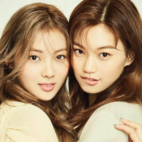 ルーシーのインスタグラム：「❀ ; 171204 Lucy & #Doyeon —  InStyle Korea . December 2017 — © owner [ tags : #WekiMeki #Lucy #NohHyojung ]」