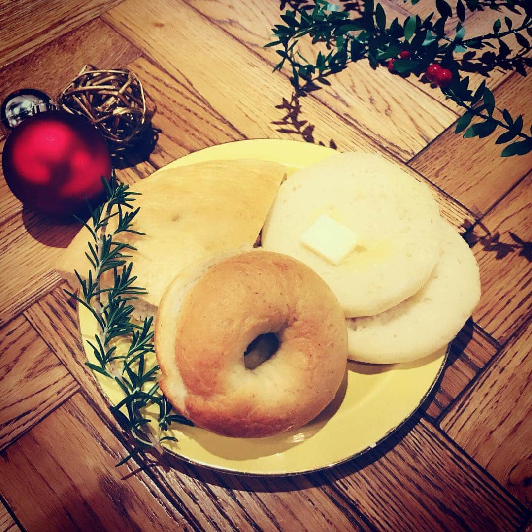 トワル ド リベルテのインスタグラム：「Home made bread☺︎」