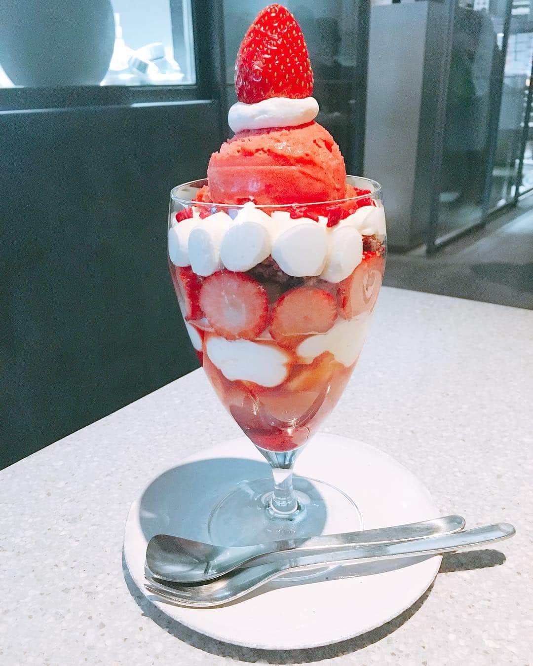 佐藤あやのグルメインスタ