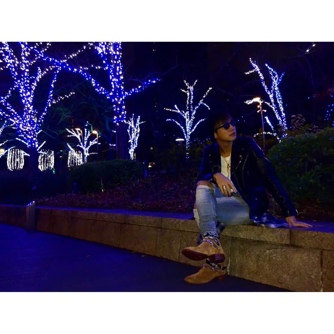 岩田剛典さんのインスタグラム写真 - (岩田剛典Instagram)「🎁✨ Thank you‼️ X'mas Gift from my friend @mikeamiri_ @amiri  #完全にインスタ映え」12月13日 20時27分 - takanori_iwata_official