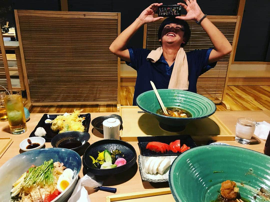 吉村崇さんのインスタグラム写真 - (吉村崇Instagram)「二人で昼からテルマー湯 飯しを頼み過ぎたテルマー湯 アラフォー二人でテルマー湯 それがテルマー湯 #テルマー湯 #落とした体重が元に戻る #インスタ萎え」12月13日 15時06分 - hnkyoshimura