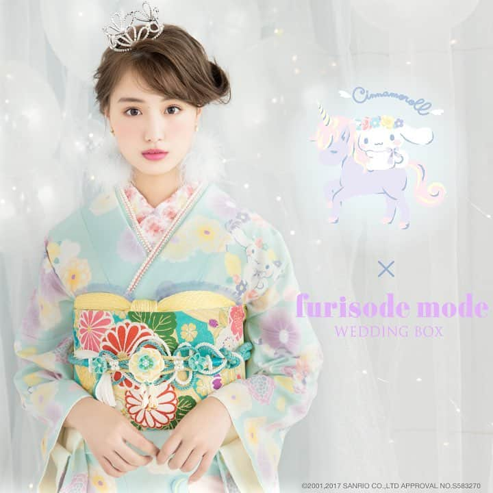 ふりそでMODE weddingboxさんのインスタグラム写真 - (ふりそでMODE weddingboxInstagram)「. 💜サンリオ×ふりそでMODE💜 1着目は『シナモロール』🦄💘 水色のお振袖に肩の部分にはシナモンが💕💭☄ キラキラパールの襟元にヘアはティアラ💫イヤリングは水色のファーで、シナモンらしいふわふわ可愛らしいコーディネートです💎 #ふりそでMODE #サンリオ #シナモン #鶴嶋乃愛 #振袖 #ふりそで #振袖ネイル #振袖ヘア #振袖ヘアアレンジ #振袖選び #振袖髪型 #振袖前撮り #成人式ネイル #成人式髪飾り #成人式振袖 #成人祝い #成人の日 #成人式 #前撮り #成人式前撮り #ハタチ #浴衣 #kimono #レトロポップ #着物 #和装 #古典柄」12月13日 23時21分 - furisodemode