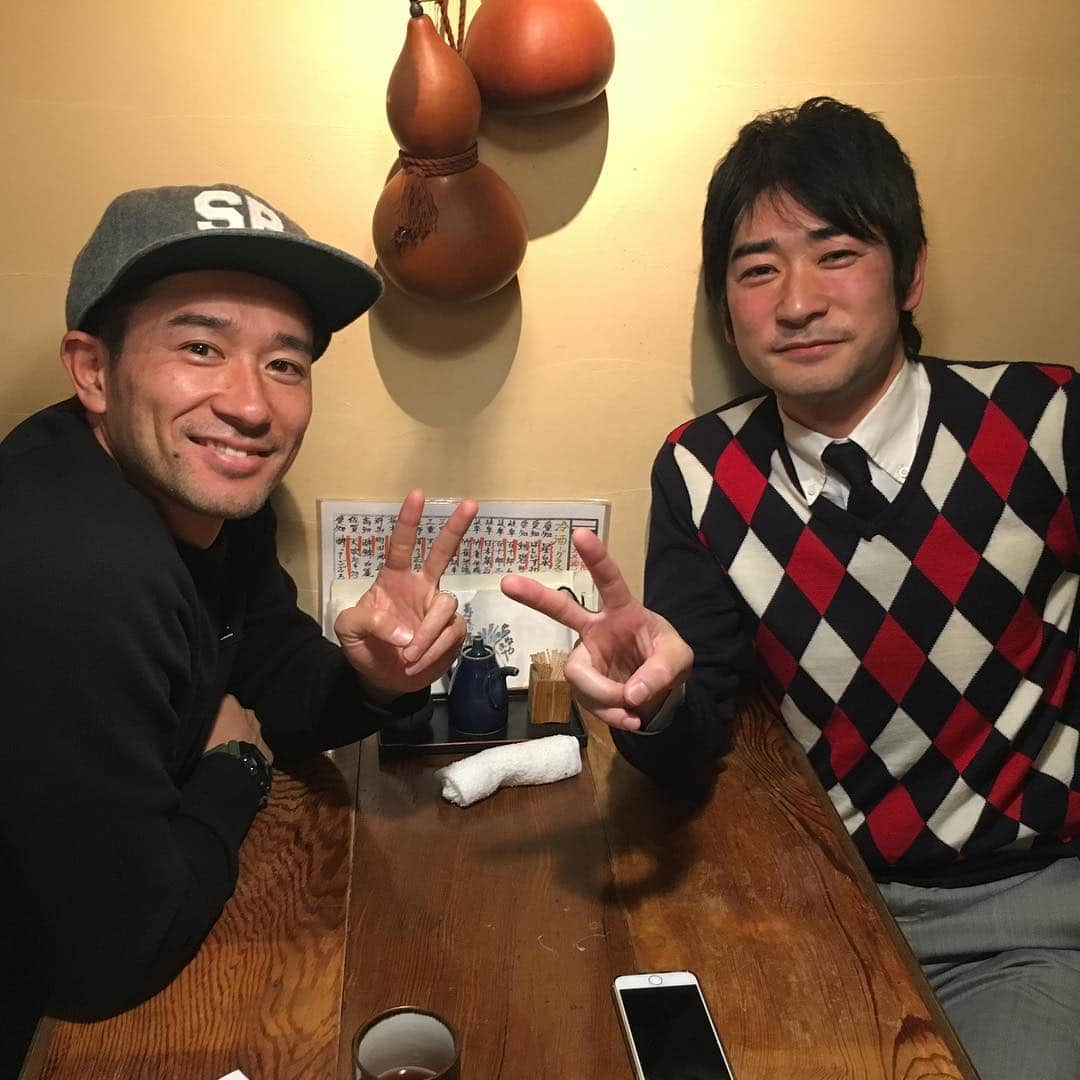 玉田圭司さんのインスタグラム写真 - (玉田圭司Instagram)「名古屋出張の兄と食事❗️ 似てる似てるとは言われるけど、よーく見たらそんなに似てないよ。笑」12月14日 23時07分 - keijitamada_official