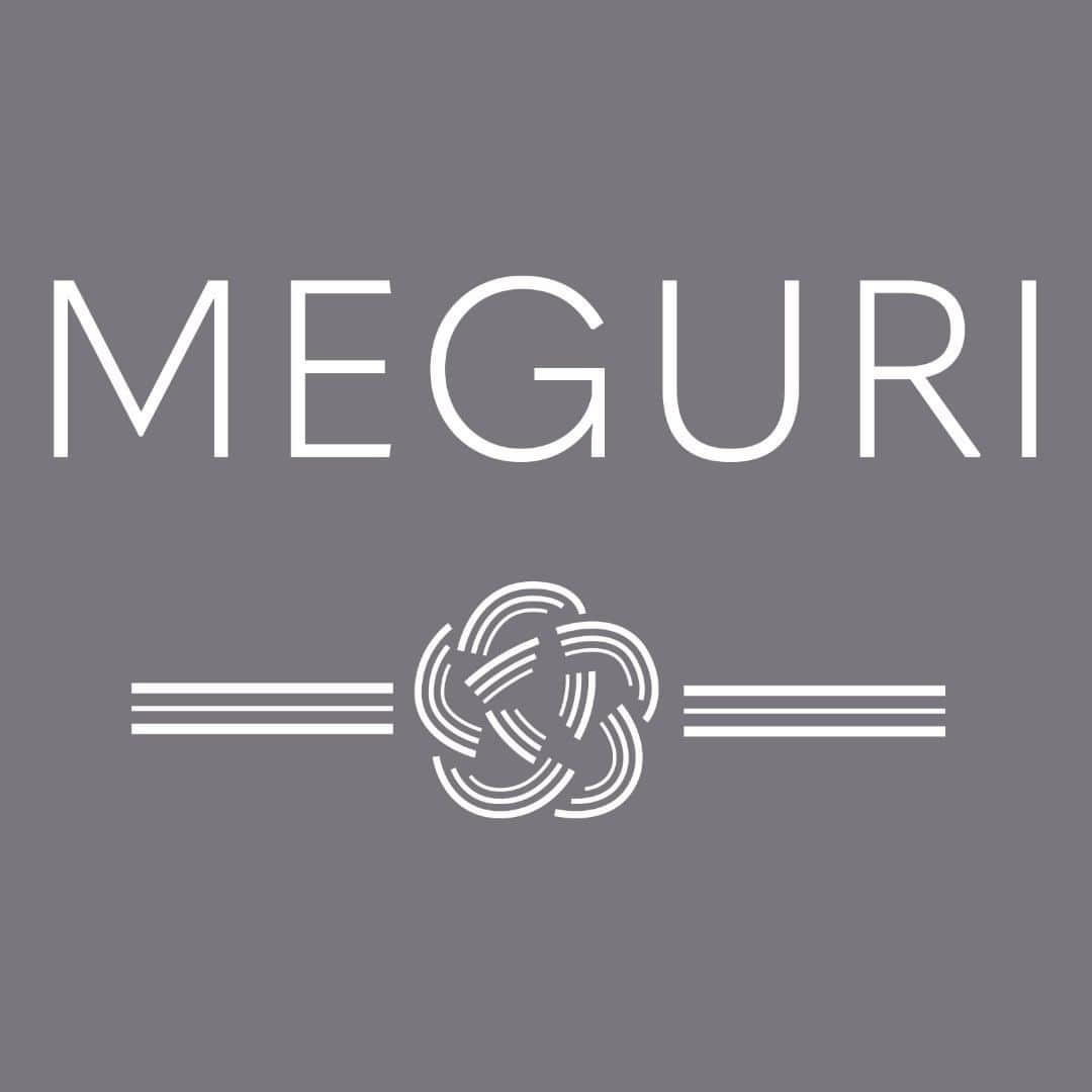 MEGURIのインスタグラム：「MEGURI 眠ってるお洋服、スカーフなどを新しいカタチに。あなたの思い入れのある生地を裏地に、革小物をお作りいたします。人から人へいつまでもめぐりゆくモノに。 お気軽にお問合わせください。 詳細はプロフィール画面のリンクから @meguri_8845」