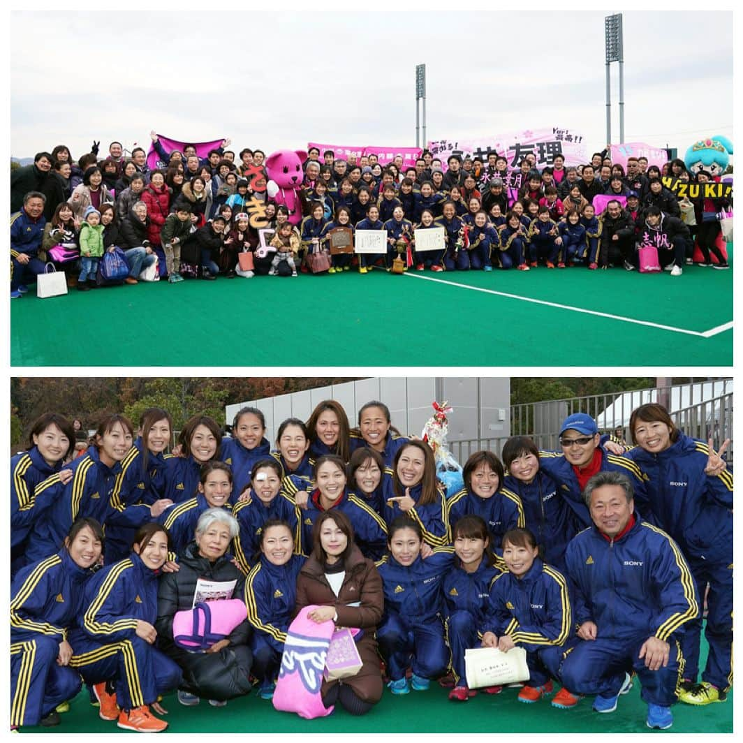 坂井志帆さんのインスタグラム写真 - (坂井志帆Instagram)「💓SONY HC BRAVIA Ladies 💓 全日本選手権大会🏑 優勝しましたぁ〜🏆❤️❤️ 5連覇達成〜♡！ 応援して下さった皆様 本当にありがとうございました‼️ 応援にかけつけてくれた大切な人達に本当に感謝😭❤️ 本当に幸せ者です♡ ありがとう〜😭❤️ #SONY#ソニー#ホッケー#hockey#全日本選手権大会#優勝#5連覇#感謝#ありがとう#幸せ#宝物#大好き#笑顔#最高」12月14日 21時22分 - shiiihooo7