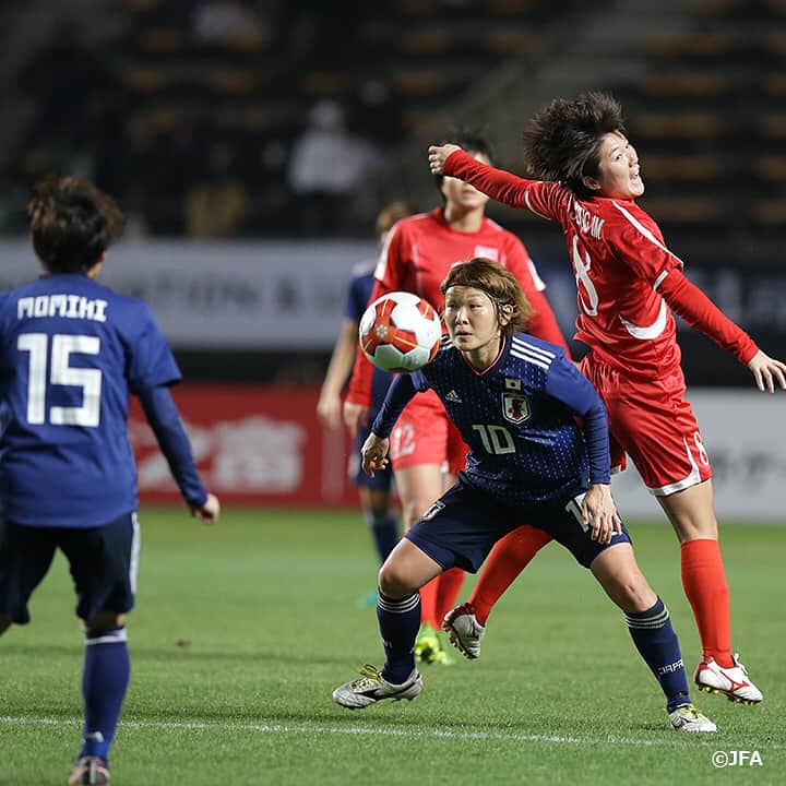 日本サッカー協会さんのインスタグラム写真 - (日本サッカー協会Instagram)「なでしこジャパン、E-1サッカー選手権 第3戦朝鮮民主主義人民共和国女子代表に0-2で敗れ 大会を2位で終えました。 ・ 12/15(金) ＠千葉市蘇我球技場(フクダ電子アリーナ) #なでしこジャパン 0-2 朝鮮民主主義人民共和国女子代表 ・ 【EAFF E-1 サッカー選手権 2017 決勝大会】 [女子] ＠千葉市蘇我球技場（フクダ電子アリーナ） 12/08 ◯3-2 韓国 12/11 ◯1-0 中国 12/15 ✕0-2 朝鮮民主主義人民共和国 ・ GK　#池田咲紀子 #山下杏也加 #松本真未子 ・ DF #大矢歩　#鮫島彩 #宇津木瑠美 #坂本理保 #万屋美穂　#三宅史織　#北川ひかる　#高木ひかり ・ MF #中島依美　#阪口夢穂 #猶本光　#長谷川唯	 #中里優　#隅田凜 ・ FW #櫨まどか　#岩渕真奈　#菅澤優衣香	 #田中美南　#上野真実　#籾木結花 ・ 監督 #高倉麻子 ・ [男子] ＠味の素スタジアム 12/09 ◯1-0 朝鮮民主主義人民共和国 12/12 ◯2-1 中国 12/16 vs.韓国 ・ 大会・チケット情報はJFA.jpへ！ #jfa #daihyo #SAMURAIBLUE #nadeshiko」12月15日 22時51分 - japanfootballassociation