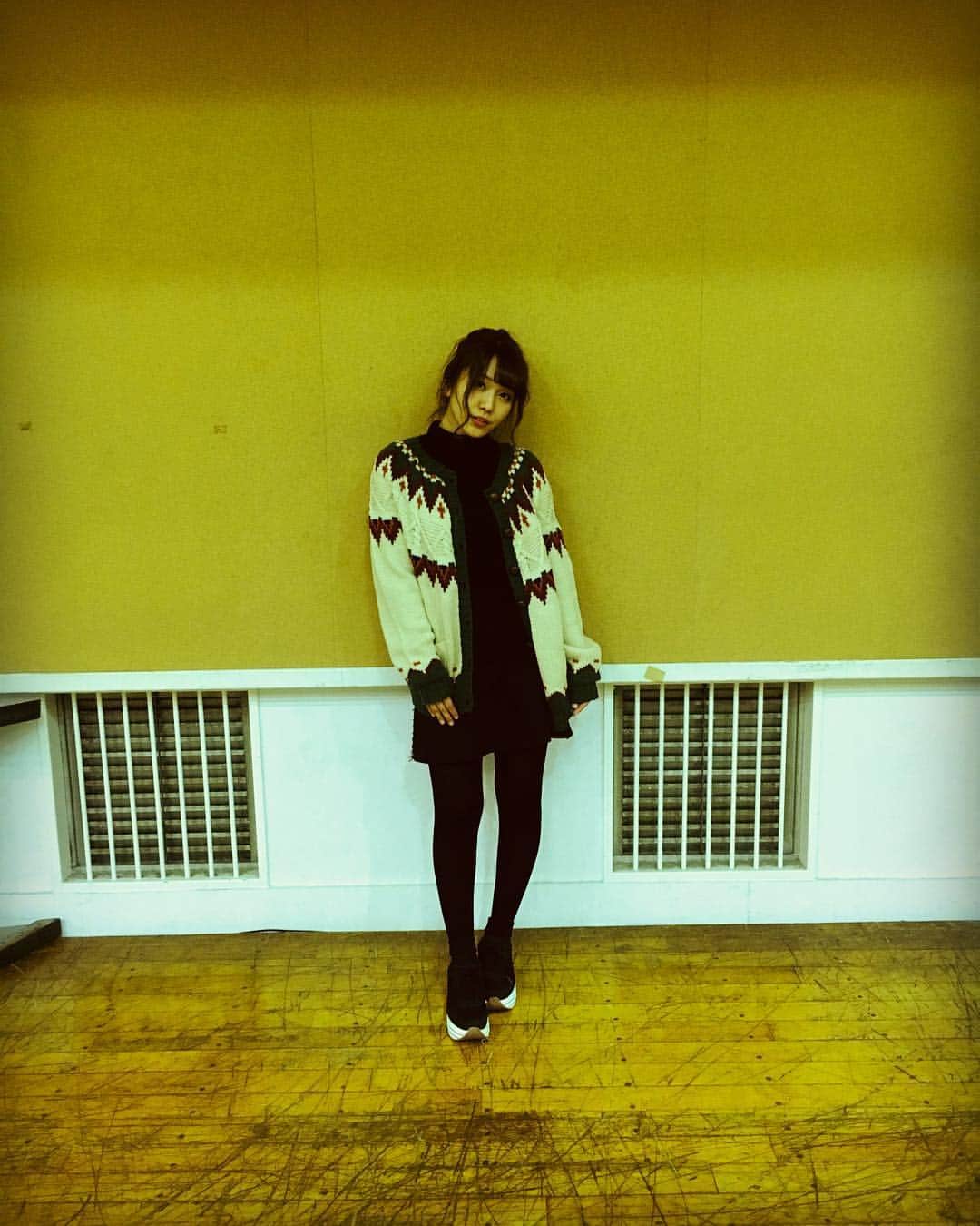 愛美さんのインスタグラム写真 - (愛美Instagram)「クリスマスの服◎全身。 柄にもなく浮かれてみた。 #ootd #dollymolly」12月16日 0時27分 - aimin_official