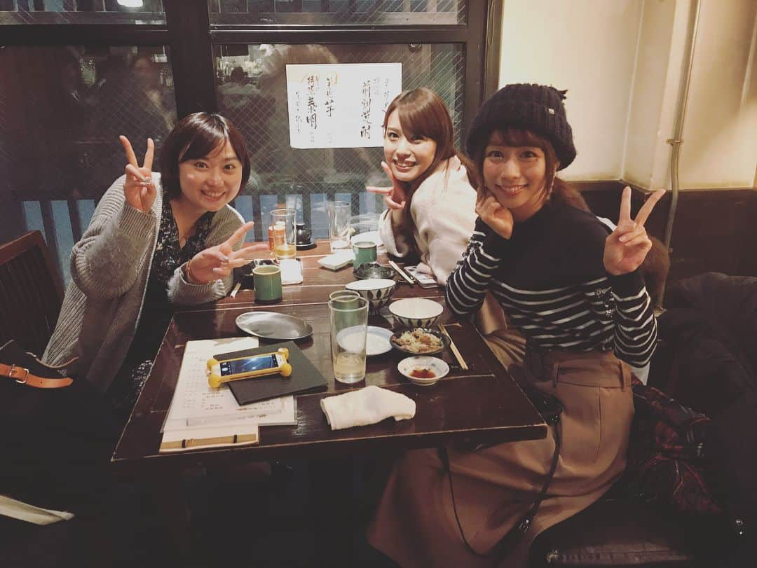 伊藤京子さんのインスタグラム写真 - (伊藤京子Instagram)「. まきさんとさなだまるさんと女子会❤️ 気になっていた美味しいとろろ鍋を食べながら幸せな話をたくさん聞いてお腹も胸もいっぱい☺️💕✨ . #お2人共ありがとう#次は火鍋」12月16日 21時32分 - kyoko_ito1128