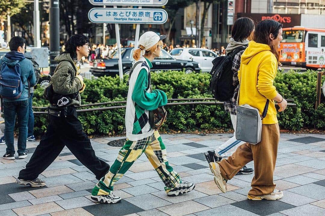 ロザッチのインスタグラム：「thank you vogue.  #vogue」