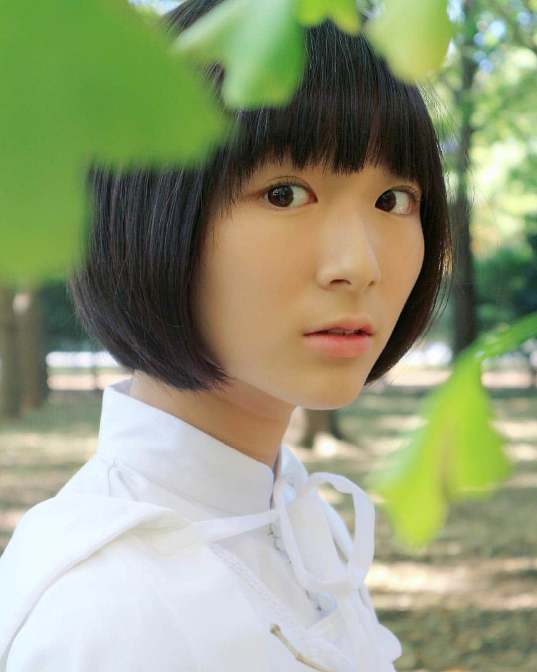 アイドルネッサンスのインスタグラム：「【野本ゆめか】 久しぶりの投稿😆 #アイドルネッサンス #野本ゆめか #新井乃亜 #あらちゃん写真館  #カメラ女子 #森 #葉っぱ #木 #少女 #eosm10 #instagood #japan #japanesegirl #photo #cute #일본 #아이돌」