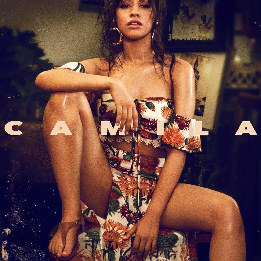 カミラ・カベロさんのインスタグラム写真 - (カミラ・カベロInstagram)「MY ALBUM IS OUT  MY ALBUM IS OUT  MY ALBUM IS OUT 🦋 link in bio  http://smarturl.it/Camila_DSPs」1月12日 13時59分 - camila_cabello