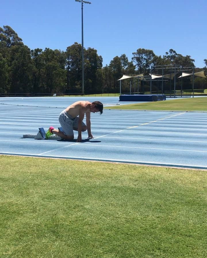 ジャック・ヘイルのインスタグラム：「Race day tomorrow 👌」