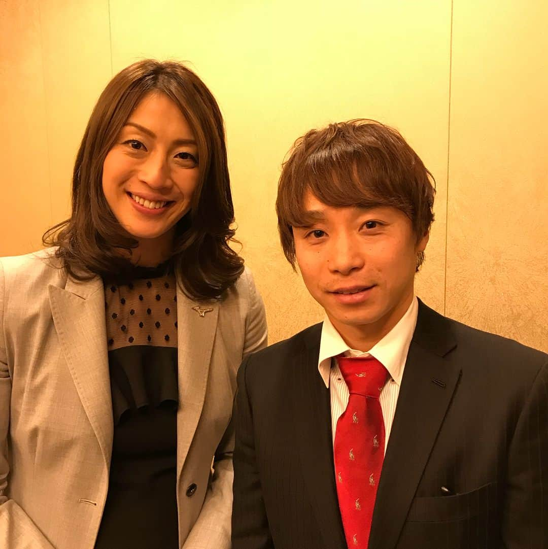 池添謙一さんのインスタグラム写真 - (池添謙一Instagram)「昨日は自分が所属しているスポーツビズという事務所の新年会でした！ 初めて参加したんですけど現役アスリート、今キャスターや解説で活躍されてる方々とお会いすることができいい刺激になりました^_^ 自分ももっと頑張らないとと思った1日でした🐴 #スポーツビズ #小谷実可子さん #長谷川誠さん #荒川晴菜さん #池田大亮さん #田南部夢叶さん #笹原優美さん #長谷川誠さん #千葉真子さん#寺川綾さん#和田一浩さん#見延和靖さん#水鳥寿思#大場美和さん#岩本憧子さん」1月12日 19時52分 - kenchan.0723