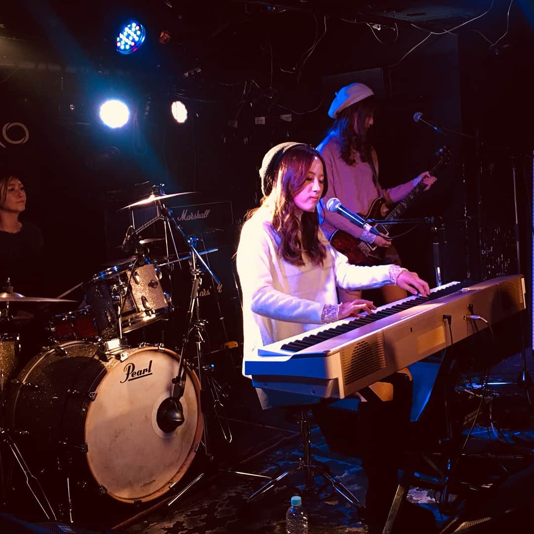 LoVendoЯのインスタグラム：「おかまりん初バンド編成！ #lovendor #おかまりん  #新年一発目  #新宿OREBAKO」