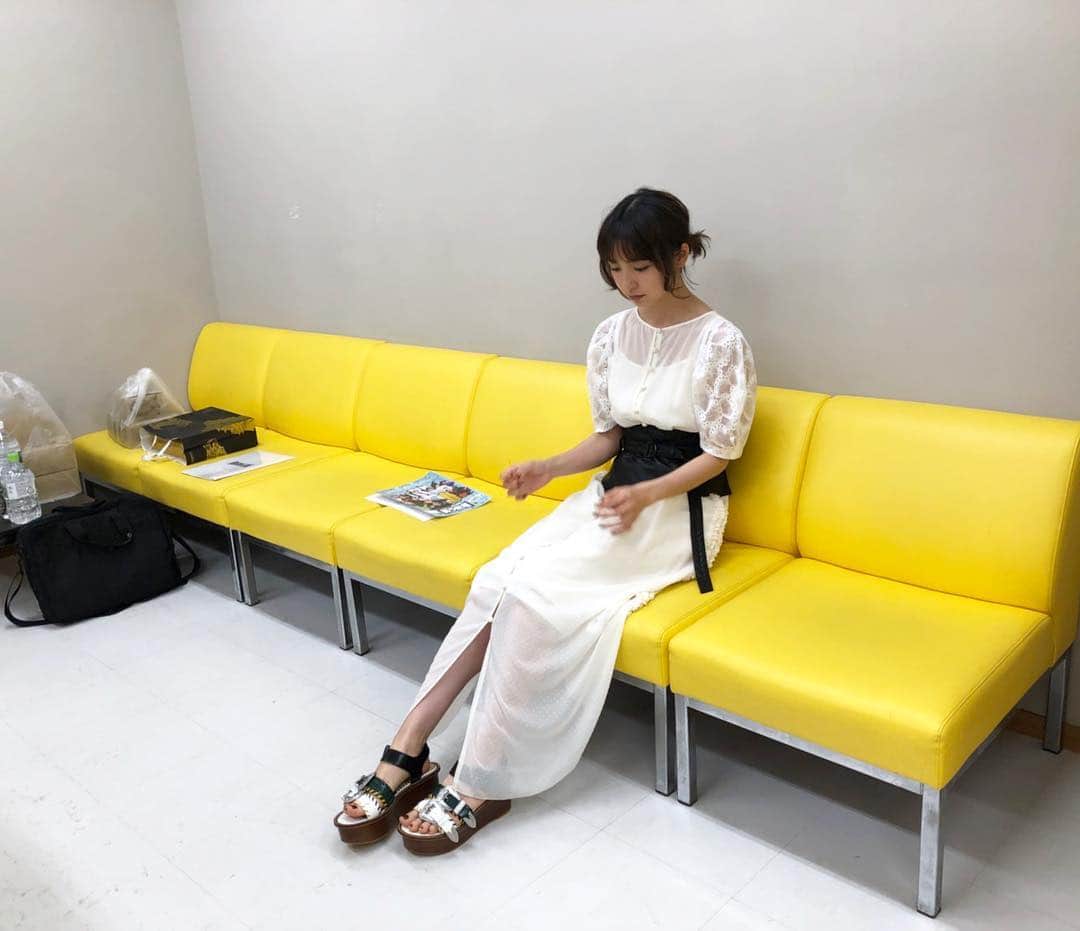 篠田麻里子さんのインスタグラム写真 - (篠田麻里子Instagram)「一日取材day😎💕#衣装」1月13日 22時51分 - shinodamariko3