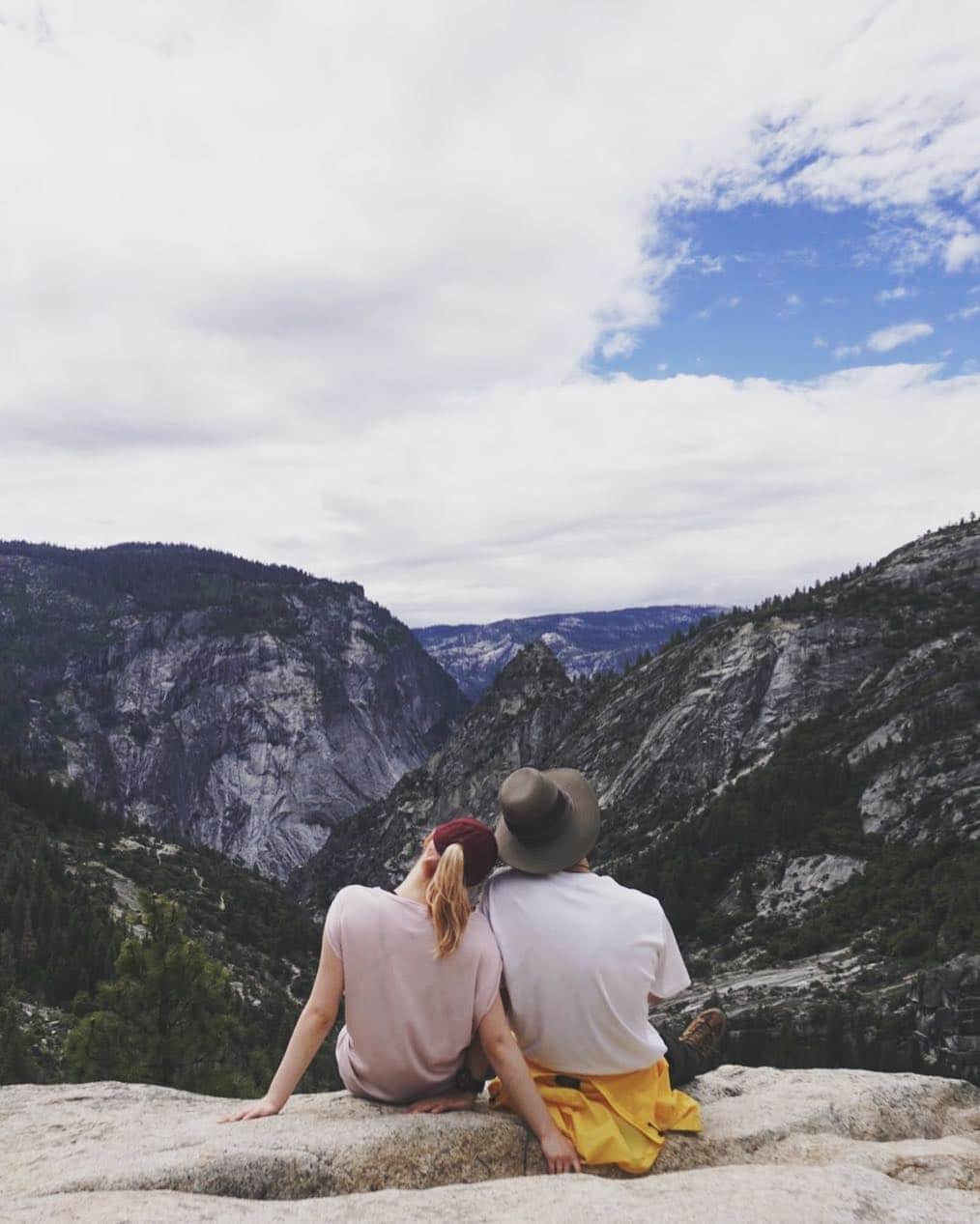 有働真帆さんのインスタグラム写真 - (有働真帆Instagram)「Missing these moments..😌 #Yosemite #Adventure #throwback」1月14日 11時02分 - maho_udo
