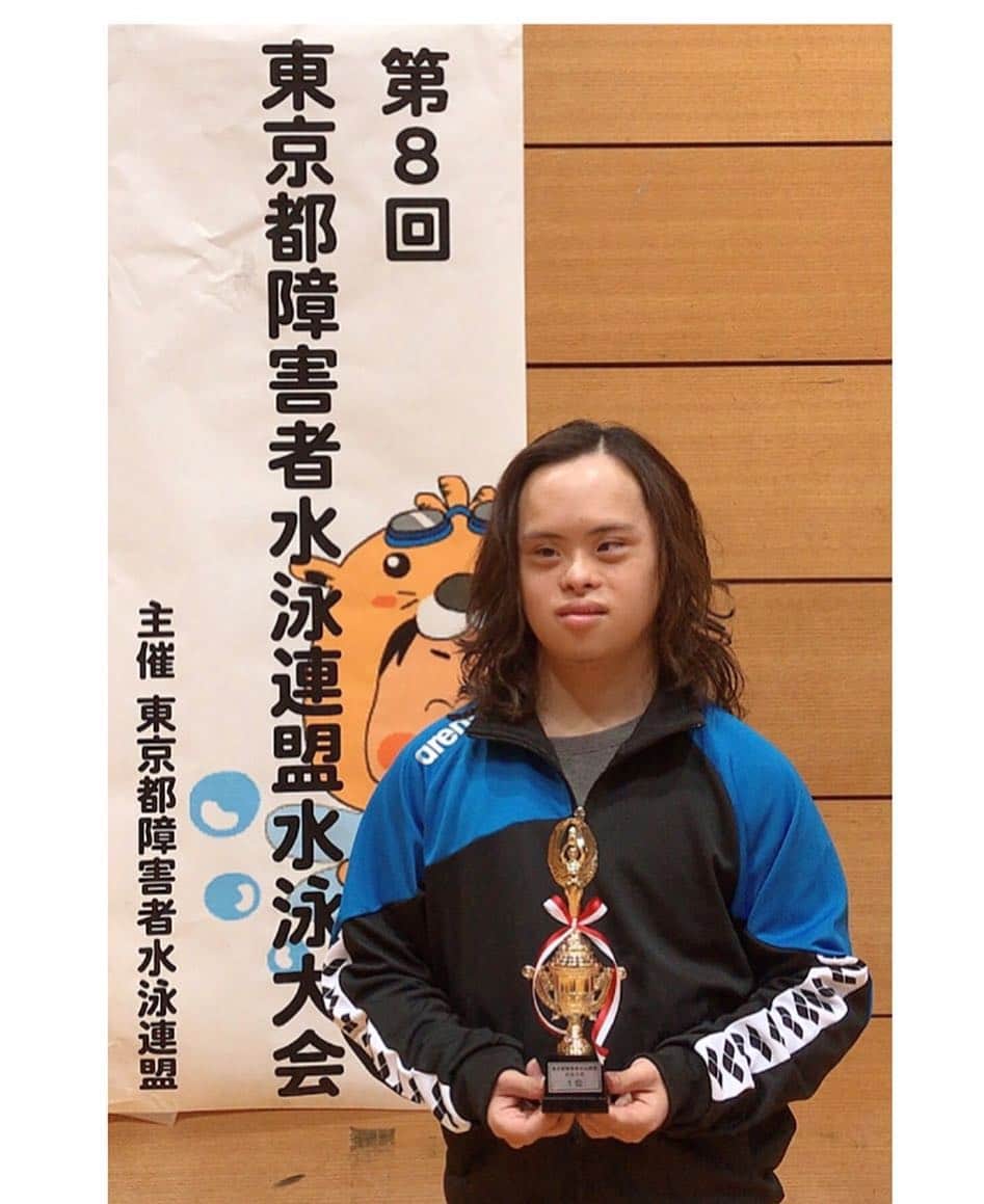 金子エミさんのインスタグラム写真 - (金子エミInstagram)「第8回 東京都障害者水泳連盟水泳大会 背泳ぎ200m  13区分  #大会新記録 にて #優勝 しました🙇‍♀️✨ 久しぶりのトロフィー🏆おめでとう！そして、ありがとうございます。」1月14日 14時41分 - emikaneko1114