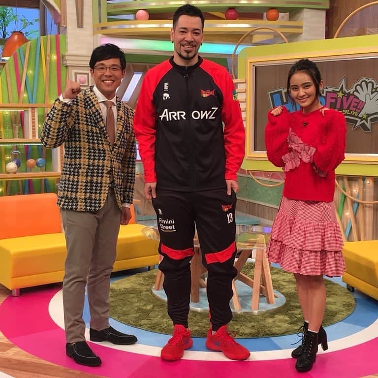 比留木謙司のインスタグラム：「CBCテレビのスポーツLIVE High Five!!に出演させて頂きました！  共演者さん、スタッフさん達のフォローでとっても楽しくできました！ ありがとうございました！」