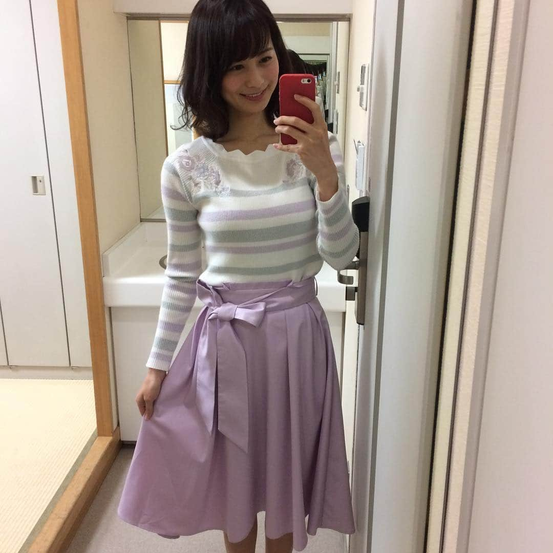 高見侑里さんのインスタグラム写真 - (高見侑里Instagram)「◡̈♥︎ 今朝のめざましテレビの衣装はトップス、スカート共に#FabulousAngela さんでした☺︎ それでは今週も頑張っていきましょう♡ #めざましテレビ #衣装」1月15日 11時44分 - yuri_takami_official