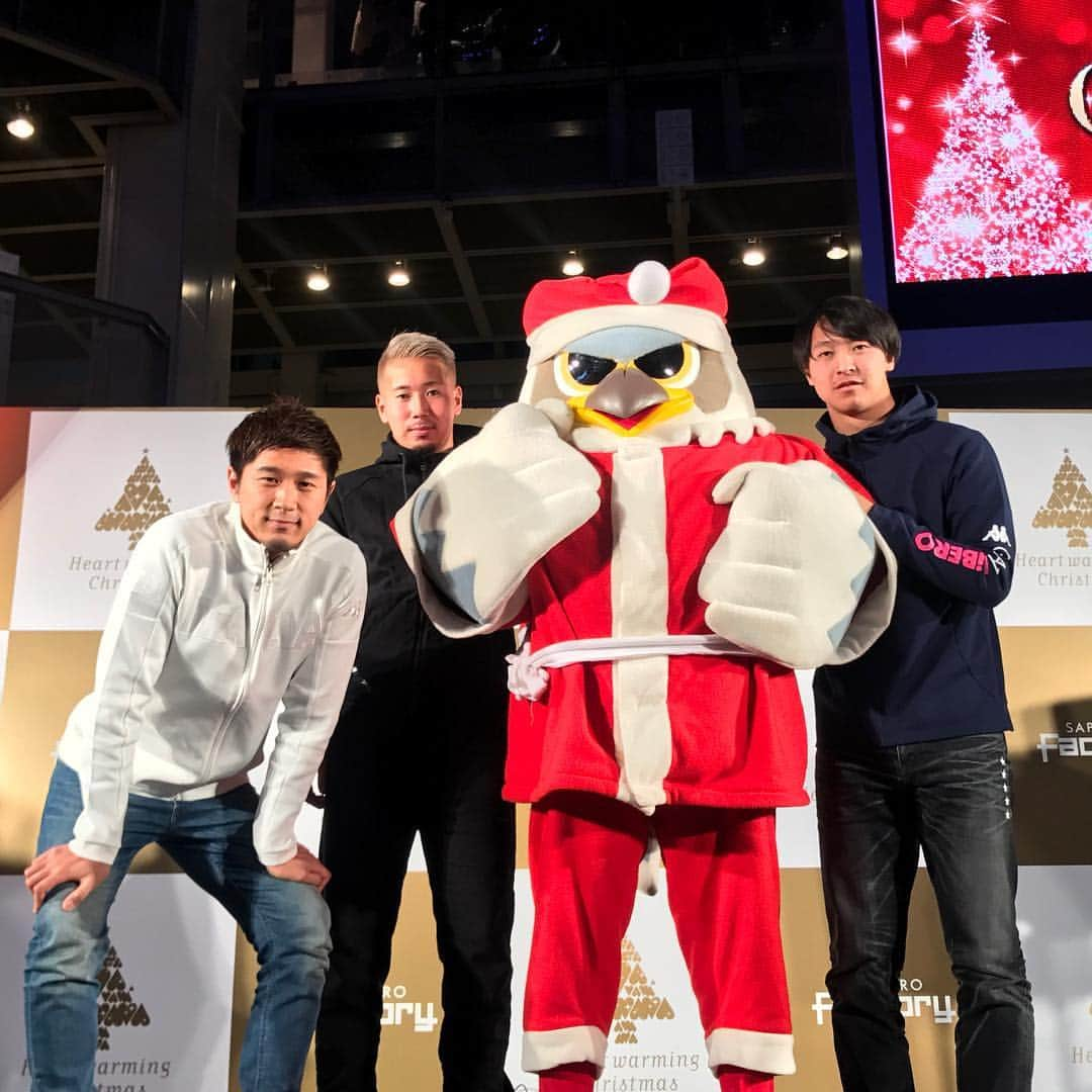 ドーレくんのインスタグラム：「kappa&phenix トークショー🎄  #consadole #ドーレくん #kappa #phenix #メリークリスマス」