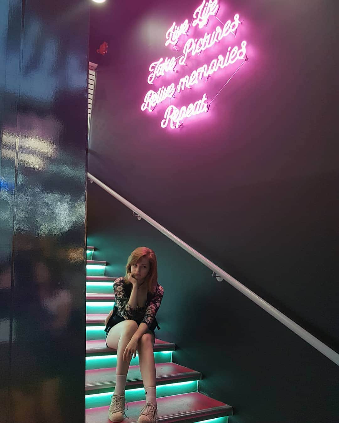 Ella Freyaのインスタグラム：「Ok」