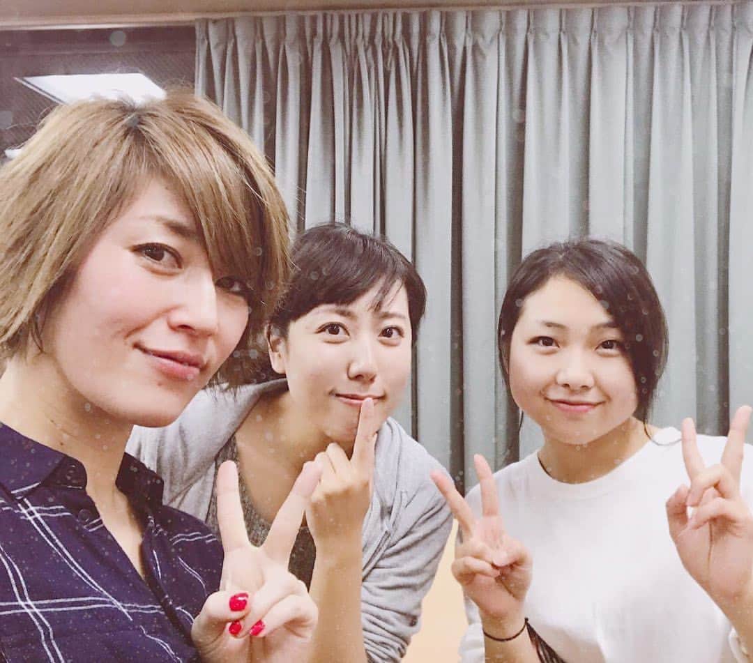 寺田浩子のインスタグラム：「#200億の客船 🛳✨ 稽古頑張っておりまーす！！」