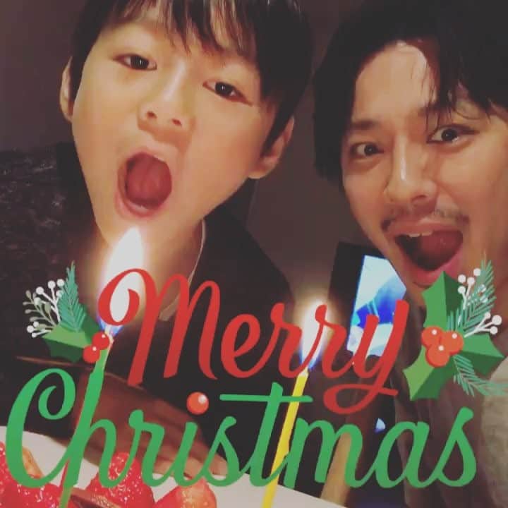 池田信太郎のインスタグラム：「メリークリスマス🎄🎁🎅 今日は息子とクリスマス祝いをしてます🤘 #merryxmas #メリークリスマス#shintaroikeda」