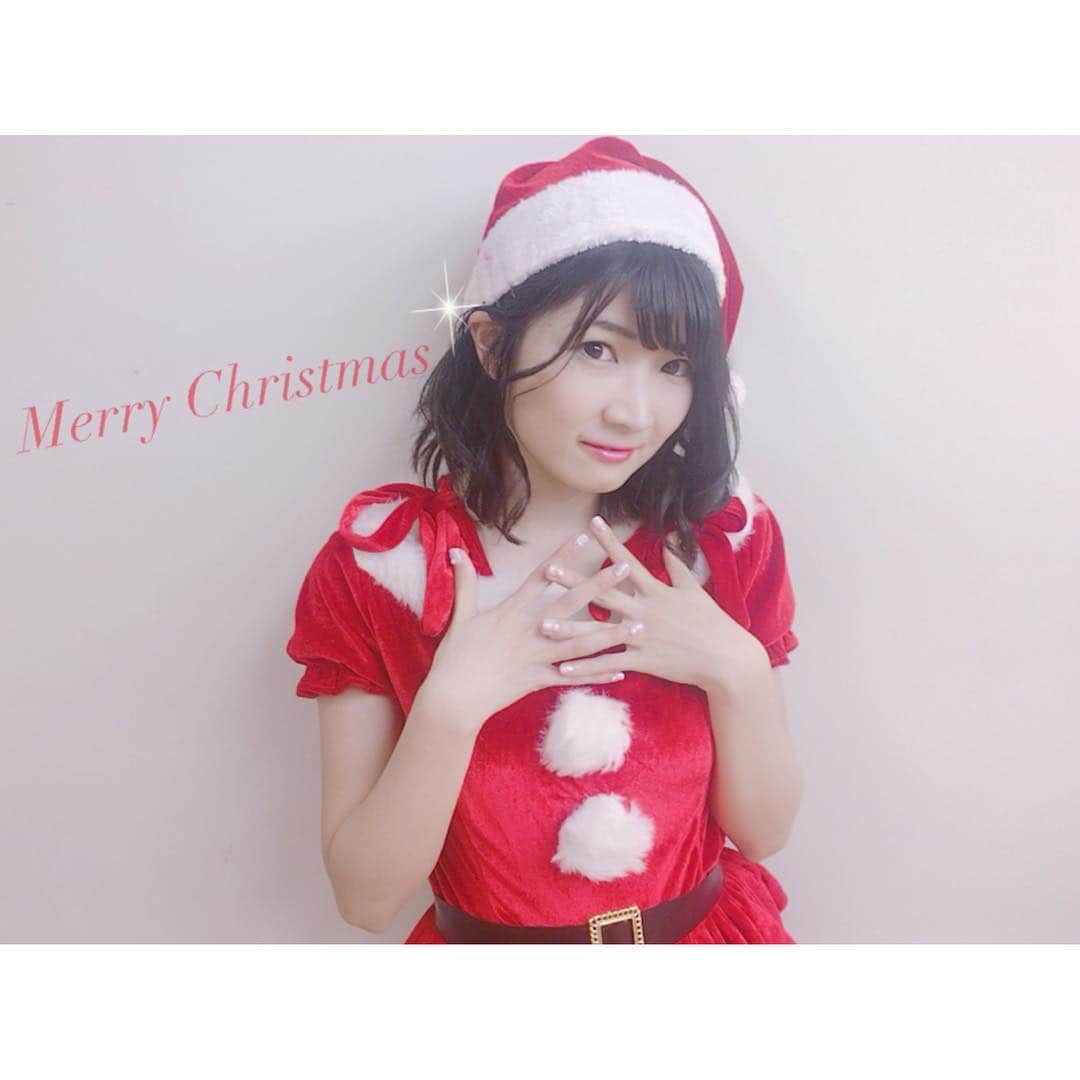 大野咲貴のインスタグラム：「. . #merrychristmas 🎄💕 . . #おーえすゆー #osu_idol #大野咲貴 #さきやん #instahappy #instagood #instadaily #nagoya #followme #insta_nagoya #サンタコス #メリクリ  #そんな今年のクリスマス #とりあえず咳が止まらないので #朝から病院行くよね #泣」