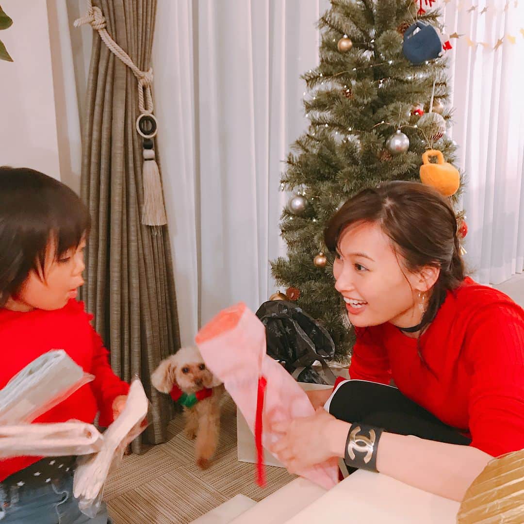 佐々木希さんのインスタグラム写真 - (佐々木希Instagram)「楽しい夜でした❤️ #クリスマスパーティ #いつもの人々 #ホームパーティ」12月25日 14時34分 - nozomisasaki_official