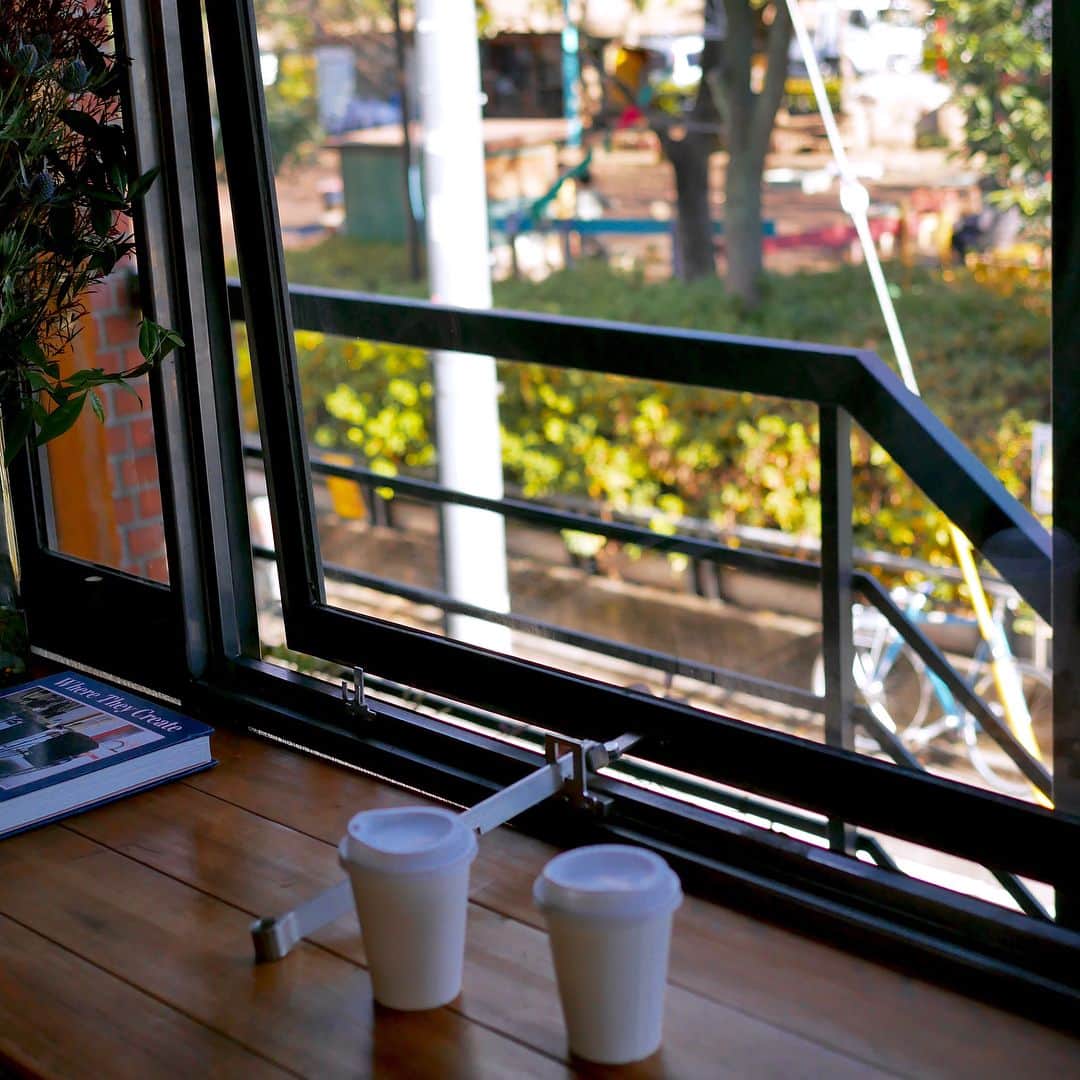 けらえいこさんのインスタグラム写真 - (けらえいこInstagram)「メリークリスマス❣️✨ 🎄🎅🎂ケーキを受け取りに行ってコーヒー。帰宅してまたコーヒー。」12月25日 19時23分 - keraeiko