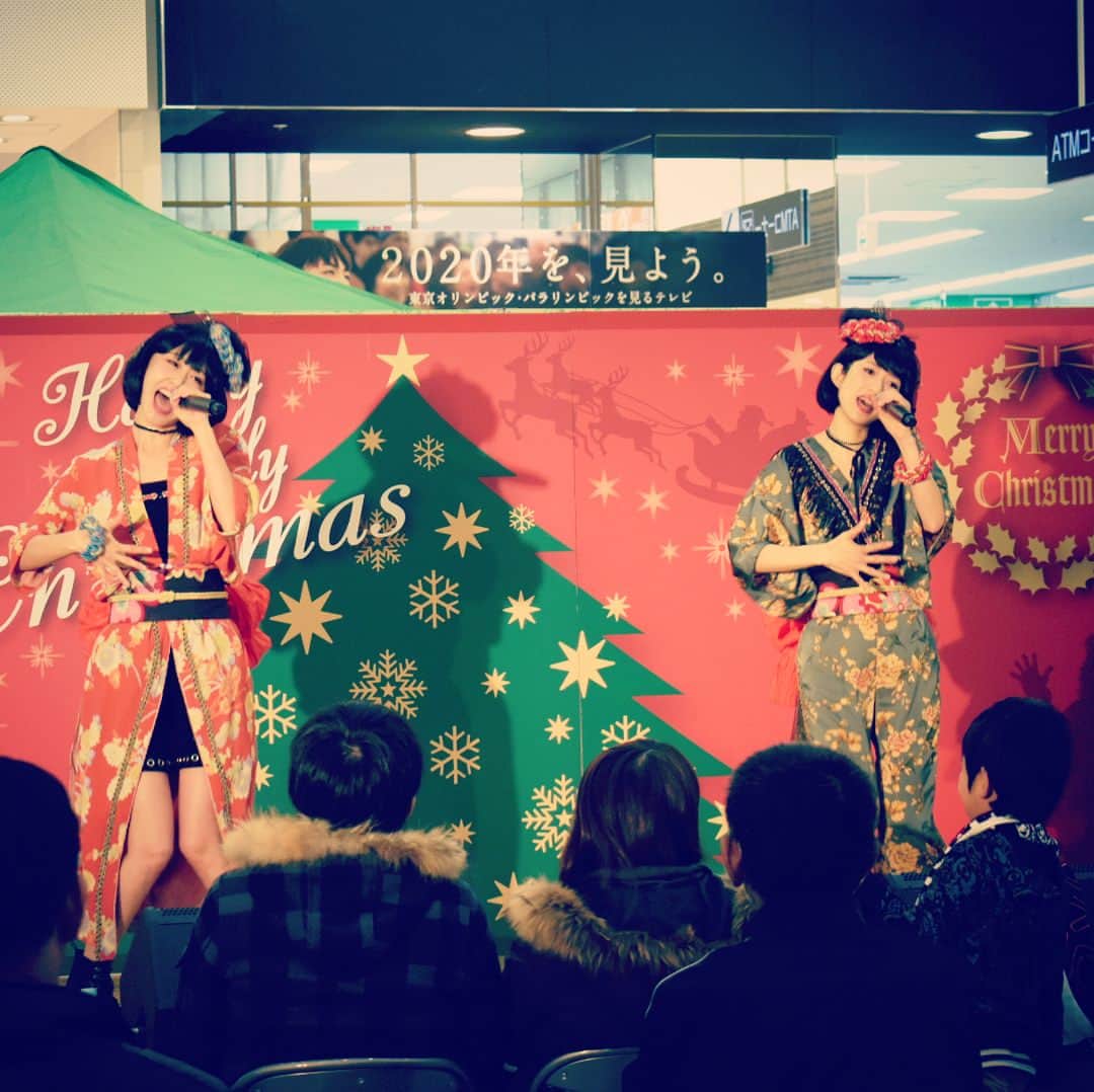 YANAKIKUのインスタグラム：「Merry Christmas🎄 #柳菊珍道中香川編 #YANAKIKU #kagawa #香川」