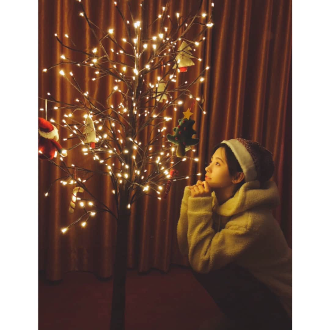 ジュー・ジンイー（キクちゃん）さんのインスタグラム写真 - (ジュー・ジンイー（キクちゃん）Instagram)「Merry Christmas🌲✨✨」12月25日 21時22分 - kikuchanj