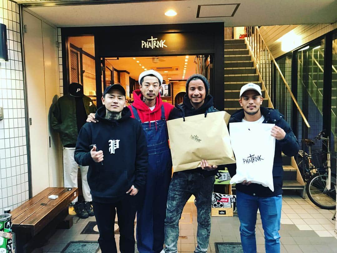 松田力のインスタグラム：「phatrnk 幼馴染の仲良い友達がやってるブランド 皆さんも是非‼︎ 大阪のミナミにあるよ〜〜 #phatrnk #けんりゅうありがとー」