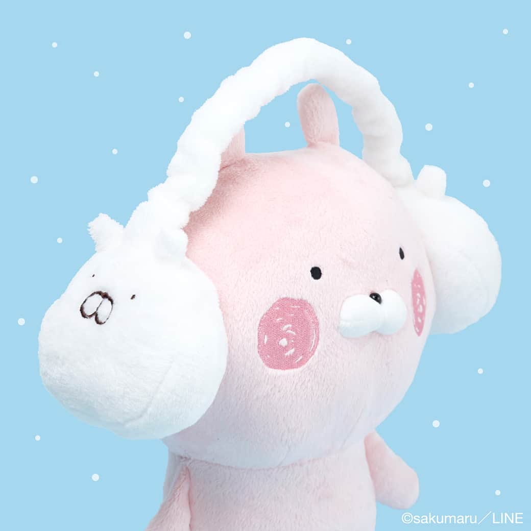 LINE Creators_officialのインスタグラム：「今年の冬は暖かく、かわいく❄️ *  寒さを吹っ飛んでいってくれそうなとってもキュートな防寒グッズが新登場💙 *  大好きなうさまる、うさこをコーディネイトして冬のファッションを楽しんでください🧣🧤 *  #うさまる #うさこ #ミトン #ティペット #イヤーマフ #もこふわ  #防寒コーデ #うさまらー #LINECreators #usamaru #usako #muffler #warm #japan #kawaii #ootd #linestamp」