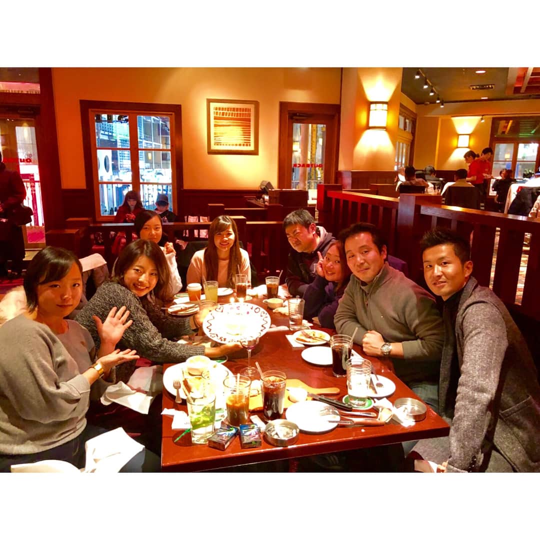 のインスタグラム：「昨日はトレーニングと忘年会〜🍽🍹 大好きな先輩に会えた😊 来年もっと頑張らなくちゃってすごく思った頑張ろう⛳️（；＿；）」