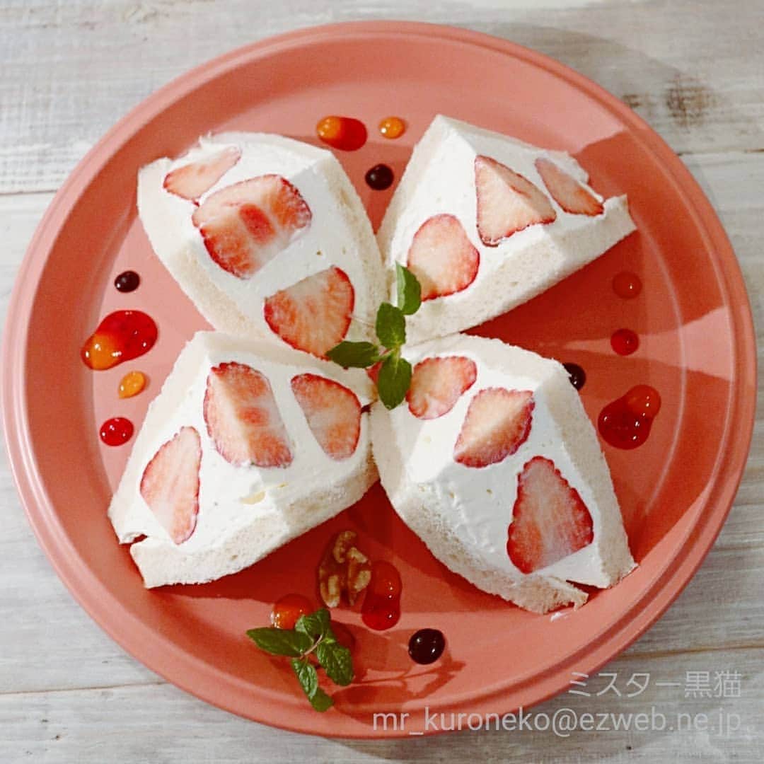 ミスター黒猫（黒猫仙人）のグルメインスタ