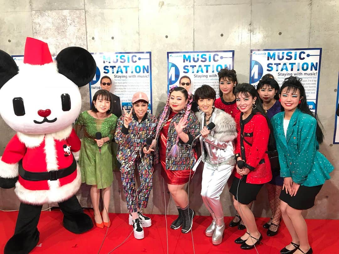 AIさんのインスタグラム写真 - (AIInstagram)「Thank u👏 @watanabenaomi703 @bts.bighitofficial #bts #登美丘高校ダンス部 #musicstation」12月28日 11時58分 - officialai