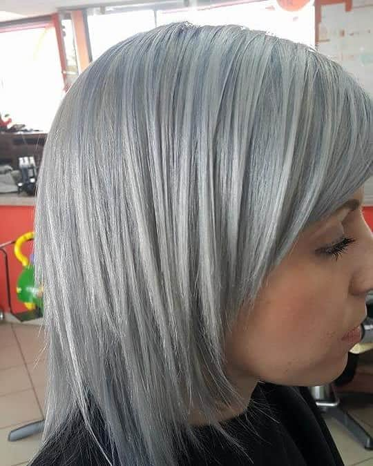 MERYのインスタグラム：「Grey time #hairstyles #hair #haircolor #haircut #hairstylist #styling #work #menhairstyle #womenhairstyle #funtime」