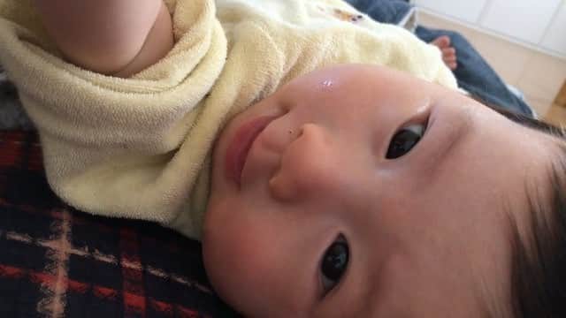 宮坂桃子のインスタグラム：「😂😍👶🏻」