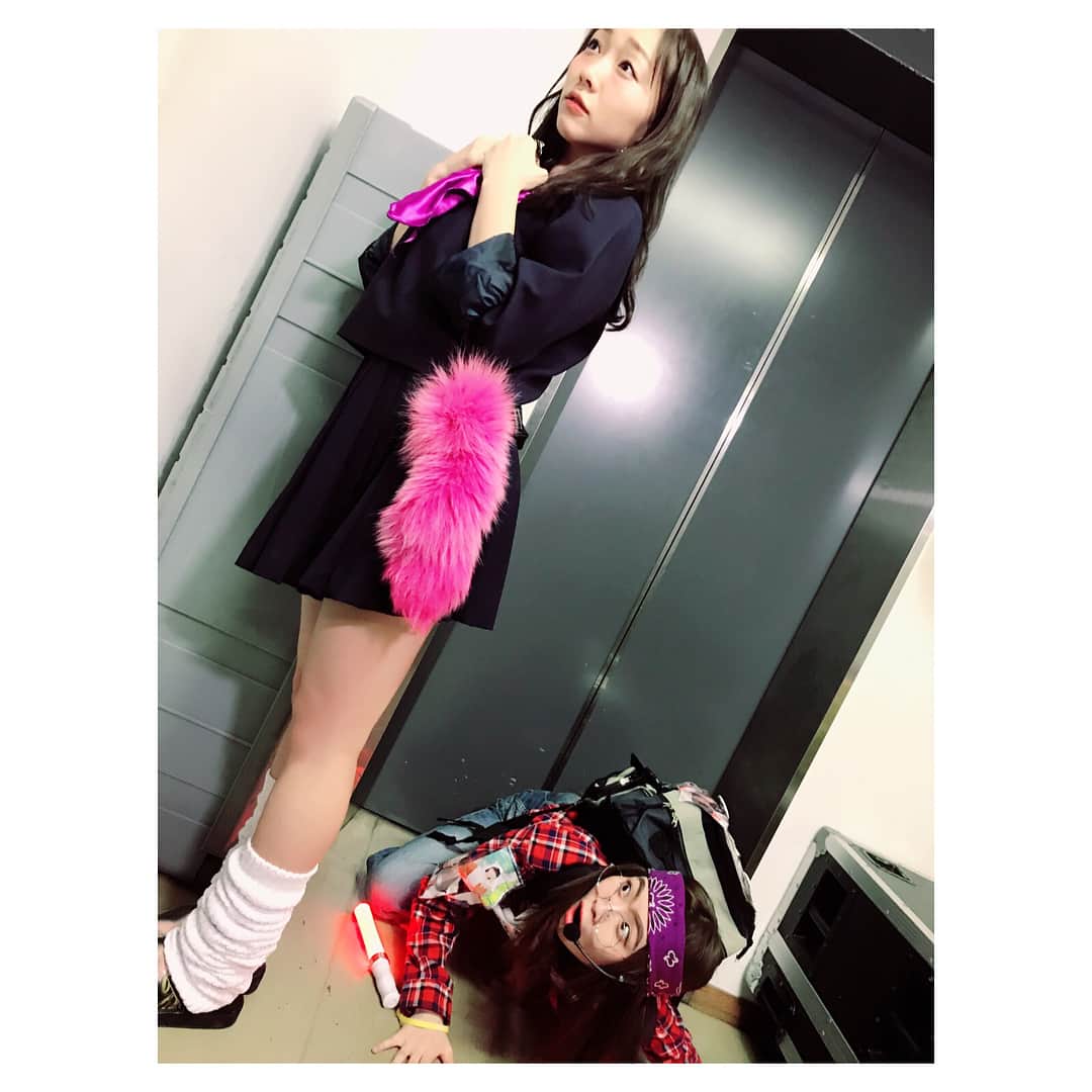 須田亜香里さんのインスタグラム写真 - (須田亜香里Instagram)「この衣装着てたら、色んな人が寄ってきたよ。  #女子高生 #ギャル #谷… #都築 #カタン #26歳で良ければ #どーぞ」12月29日 13時49分 - akarisuda