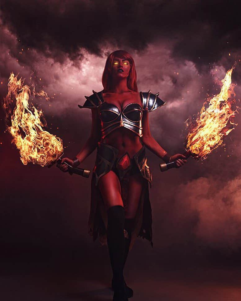 Meepo Team Dota2さんのインスタグラム写真 - (Meepo Team Dota2Instagram)「Hot @olgatereshina in Ember Spirit cosplay. #dotacosplay #dota2 #cosplay #gamecosplay #bodyart #fire #red #professionalmakeup #photoshoot #gcg_cos」12月29日 21時19分 - gcg_cos