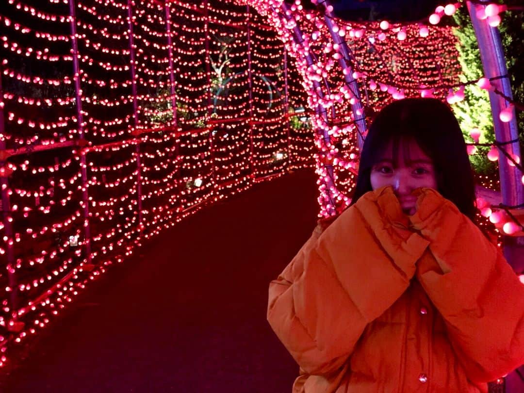 高寺沙菜さんのインスタグラム写真 - (高寺沙菜Instagram)「毎日寒くて困ってます🤭 そいえば今年はサンタさん🎅🏻来なかったな🤔 ん？🤔あ。そっか。 まだみんなに会ってないからかな🐻💓 #遅めのクリスマス 笑 #クリスマス終わったなんて信じない笑 #今年終わるまでがクリスマス #そー思ってます #みんなもだよね 😊😊 #happy #love #me  #girl」12月29日 21時58分 - takatera_sana