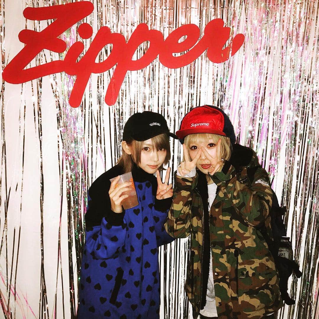 篠崎こころのインスタグラム：「AYAMOさんと📸  一生の憧れです お話できて良かったぁ…」