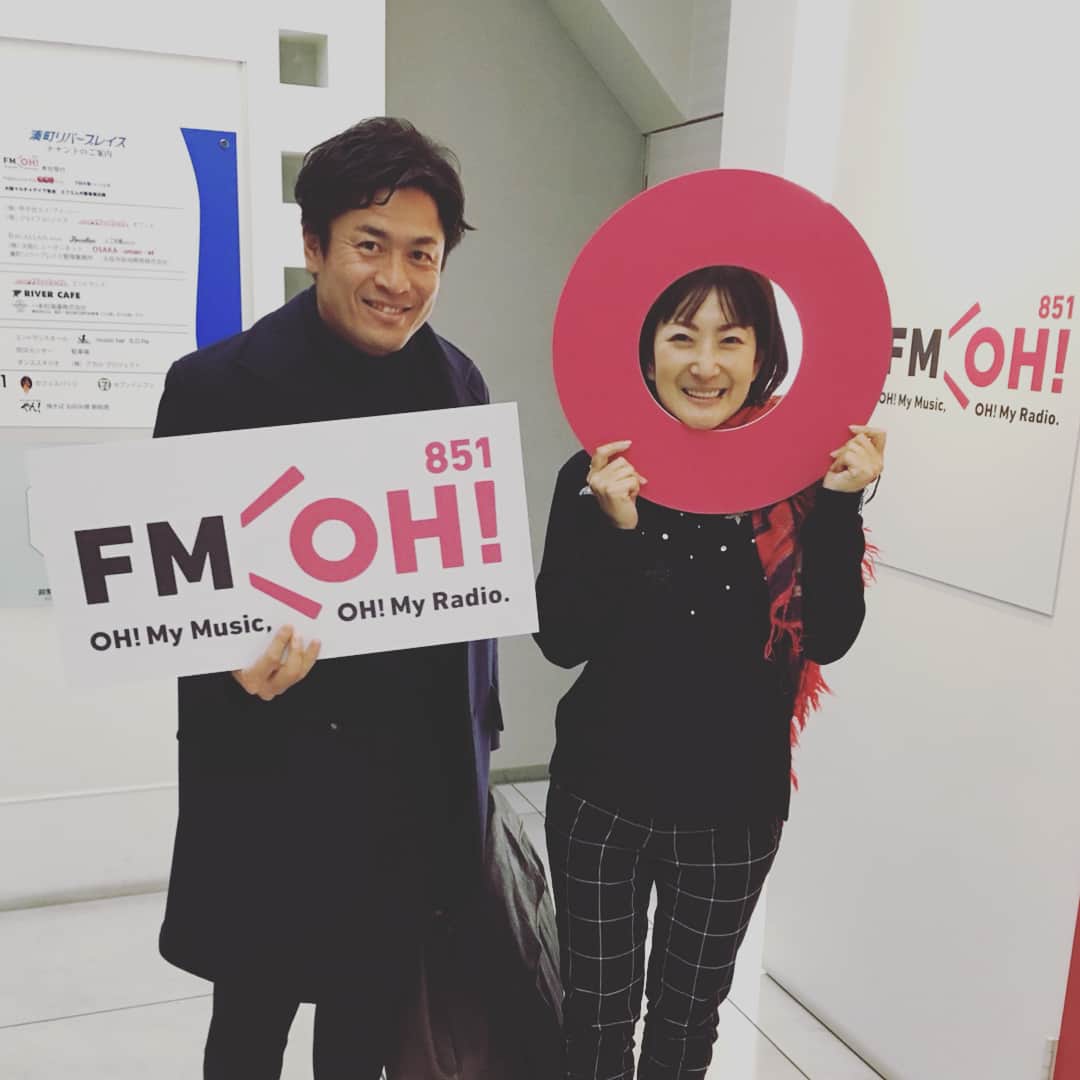 珠久美穂子さんのインスタグラム写真 - (珠久美穂子Instagram)「リスナーさんから #年越しそば が届きました❗️ 群馬のそばひろさん ありがとうごさいます😊  スタッフと美味しく いただきました。  #仕事納め  #今年もお世話になりました  #来年も  #よろしゅくお願いします  #サタスポ  #fm #fmoh  #radio」12月31日 9時11分 - shukumihoko