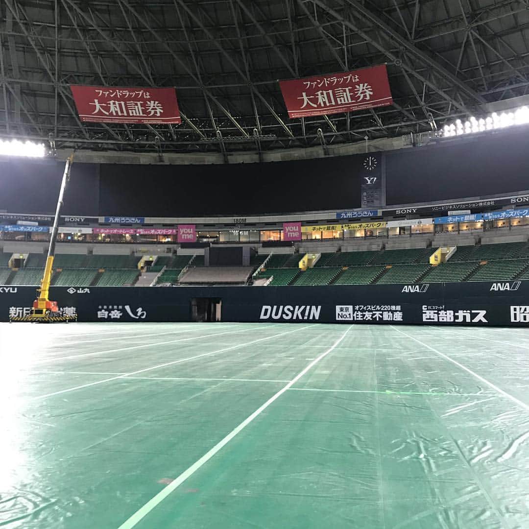 川原弘之さんのインスタグラム写真 - (川原弘之Instagram)「ドームで練習納め。 来年はここで投げたい。」12月31日 13時24分 - 63hiroyukikawahara
