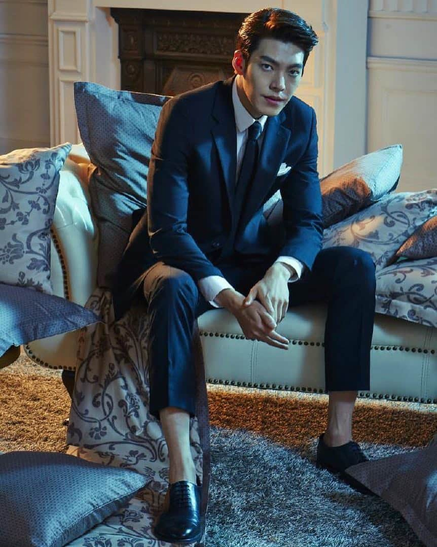 キム・ウビン（ファンアカウント）のインスタグラム：「Mercury Textile #TB #kimwoobin」