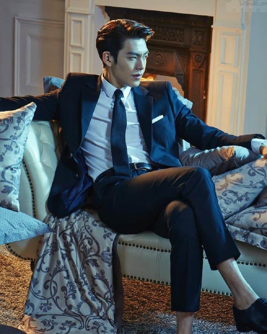 キム・ウビン（ファンアカウント）さんのインスタグラム写真 - (キム・ウビン（ファンアカウント）Instagram)「Mercury Textile #TB #kimwoobin」12月31日 14時11分 - actorkimwoobin