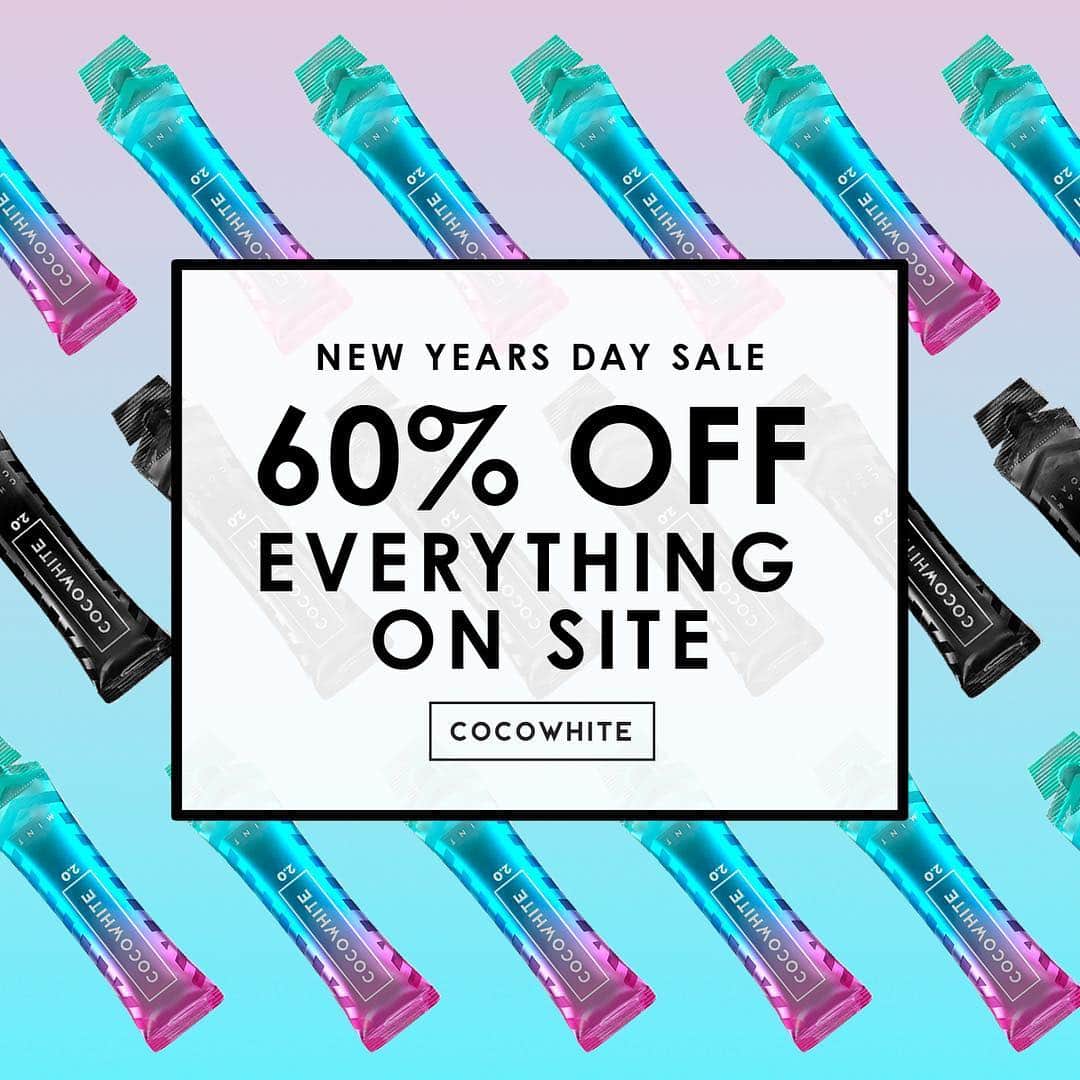CocoWhiteのインスタグラム：「Happy new year! 😬 We’ve got 60% off everything on site! Which one will you choose, mint or charcoal?!」