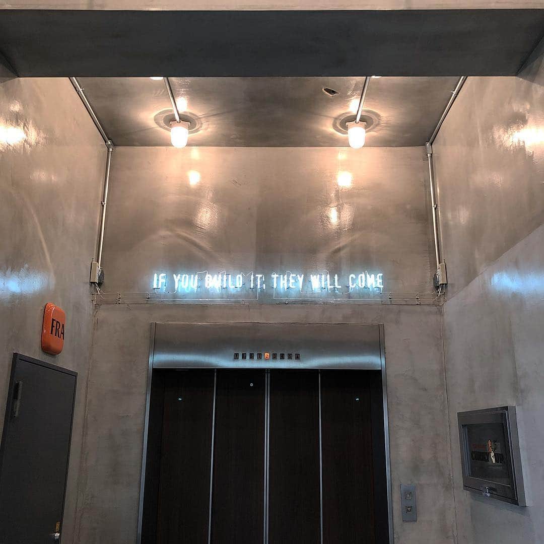 NIGOのインスタグラム：「NEW YEAR🎉 NEW ATELIER🏠✨ "IF YOU BUILD IT, THEY WILL COME" 🏠🚶🏻‍♂️🚶🏾‍♂️🚶‍♀️🚶🏼‍♂️🚶🏾‍♀️🚶🏻‍♀️🚶🏽‍♂️🚶‍♀️🚶🏻‍♀️🚶🏻‍♂️🚶🏻‍♂️」